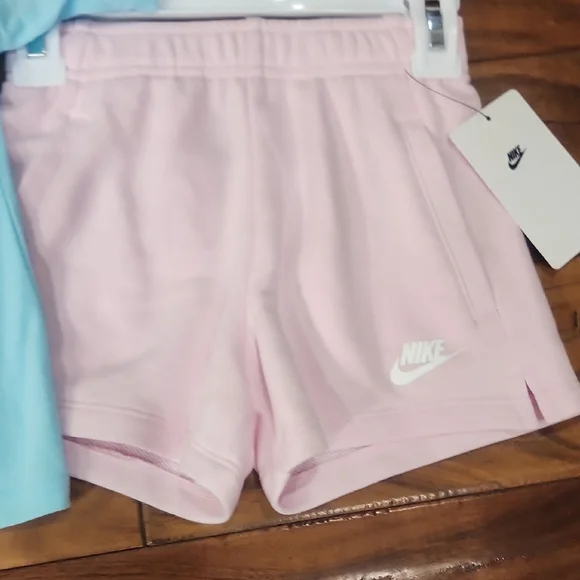 Nike Light Blue Tee and Soft Pink Shorts Set - Picture 3 of 4